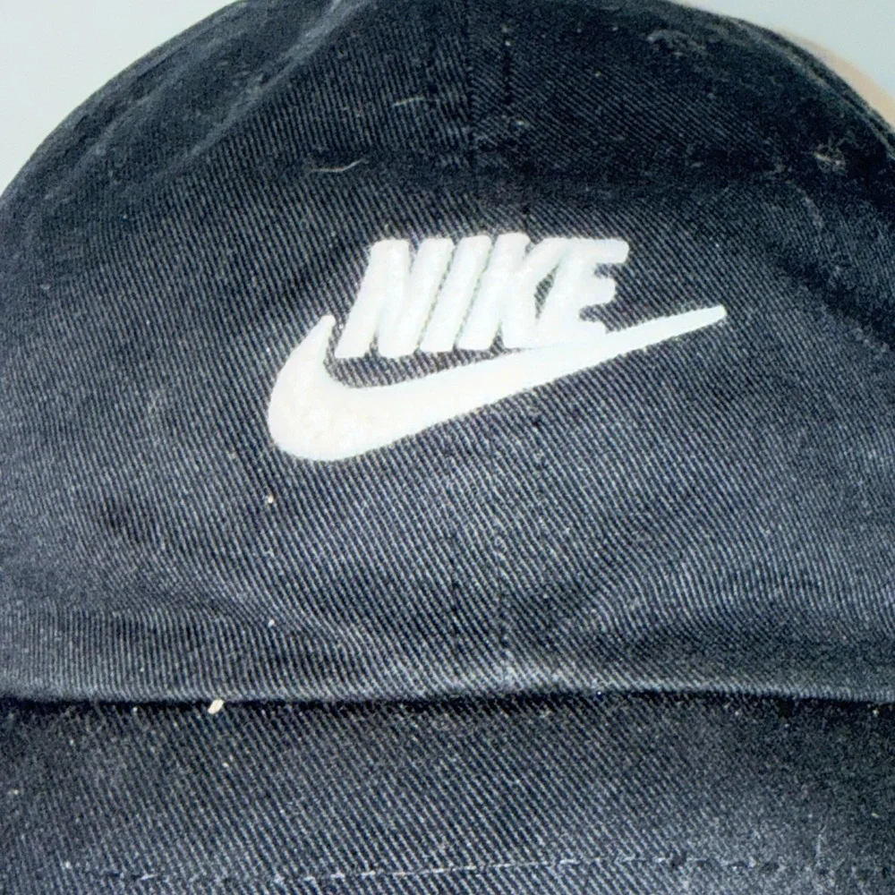 Nike rise structured